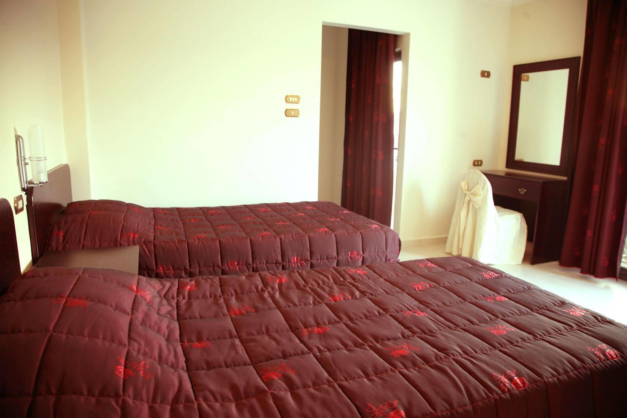 Salome Hotel Madaba Ngoại thất bức ảnh